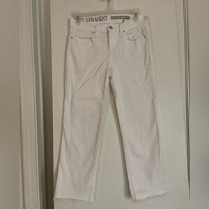 DKNY SoHo Cotton Straight Leg Mid Rise White Denim Cropped Jeans Raw Hem